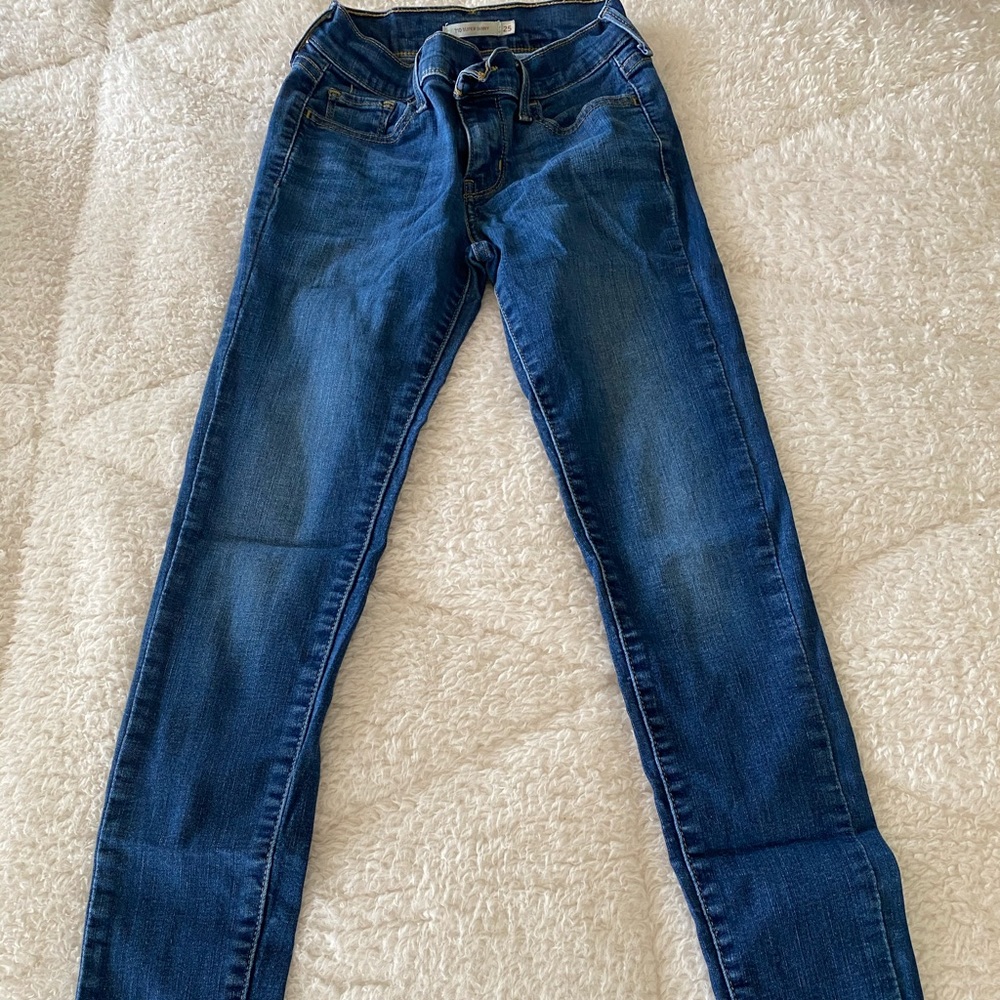 Lot of 2 Levi’s Super Skinny jeans size 25